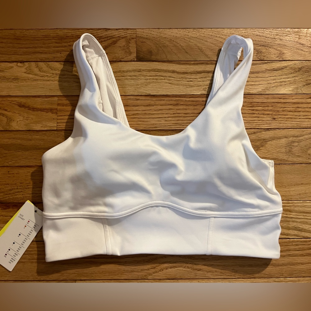 Women’s sports bra